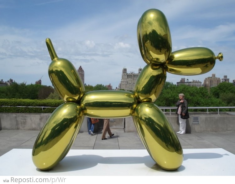 Gold Balloon Dog