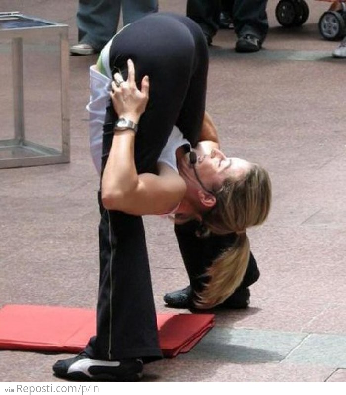 Extremely Flexible Woman