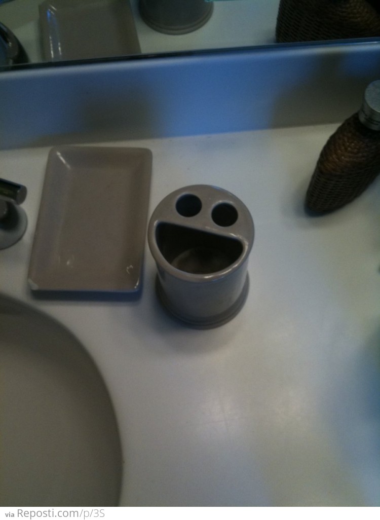 Happy Toothbrush Holder