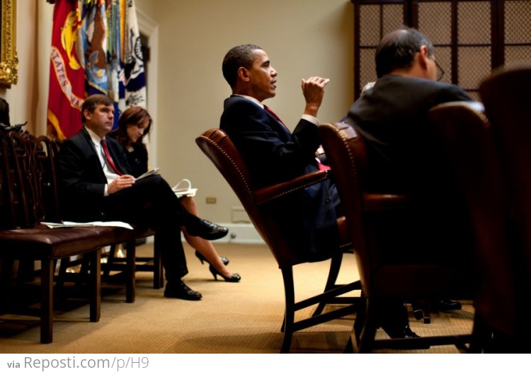 Obama Tilts His Chair