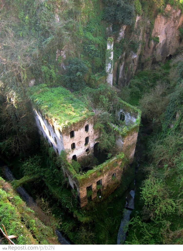 Abandoned Mill from 1866. - Sorrento, Italy