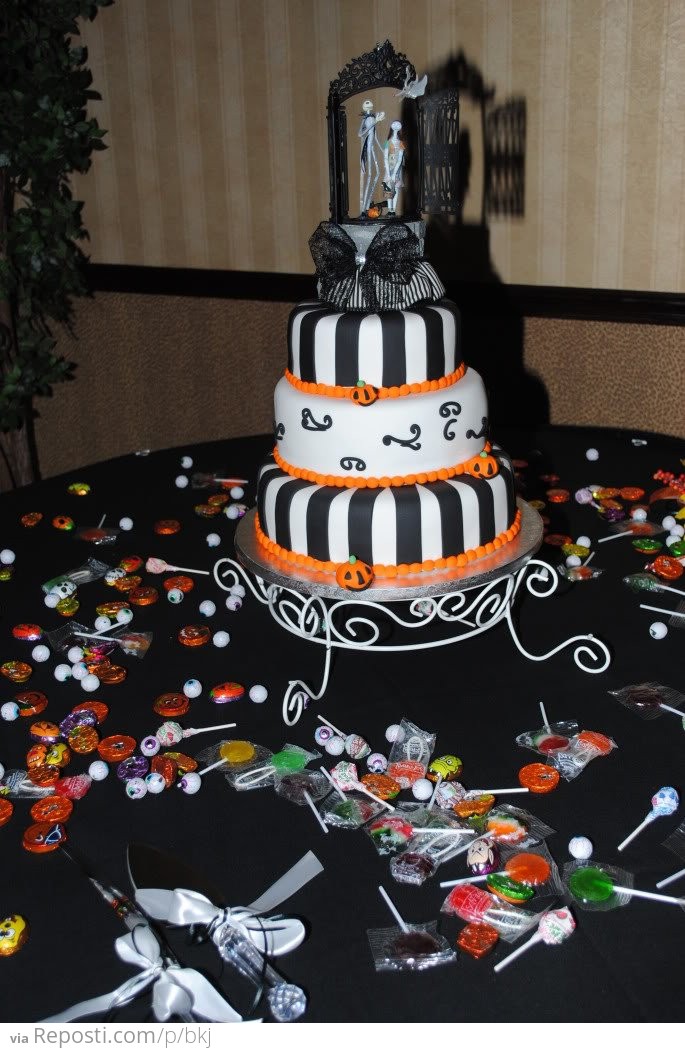 Nightmare Before Christmas Cake