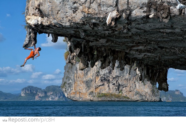 Deep Water Solo From Halong Bay