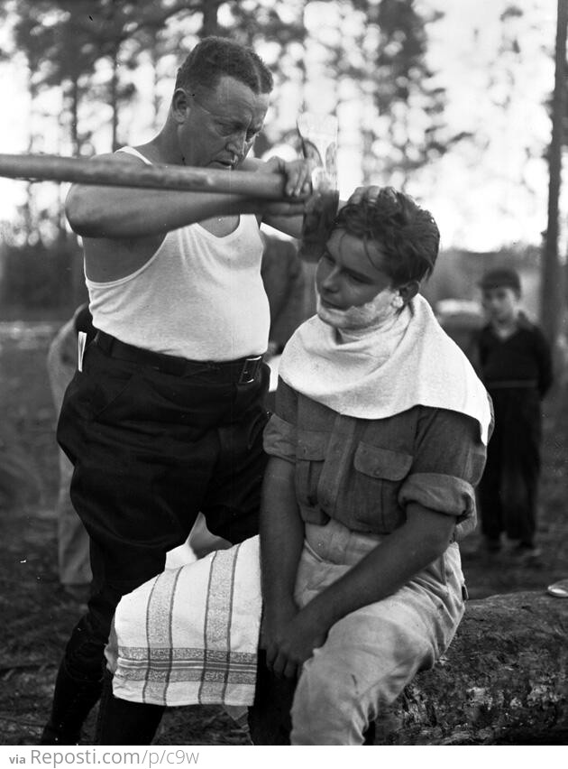 Shaving in the 1940s