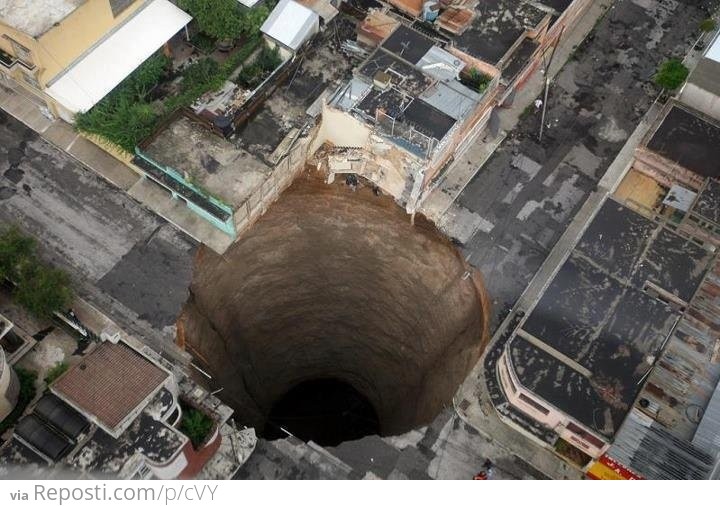 Bottomless sinkhole in Guatemala