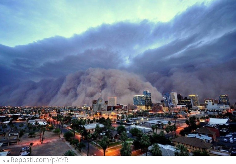 Dust storm in Phoenix, Arizona - June 2011