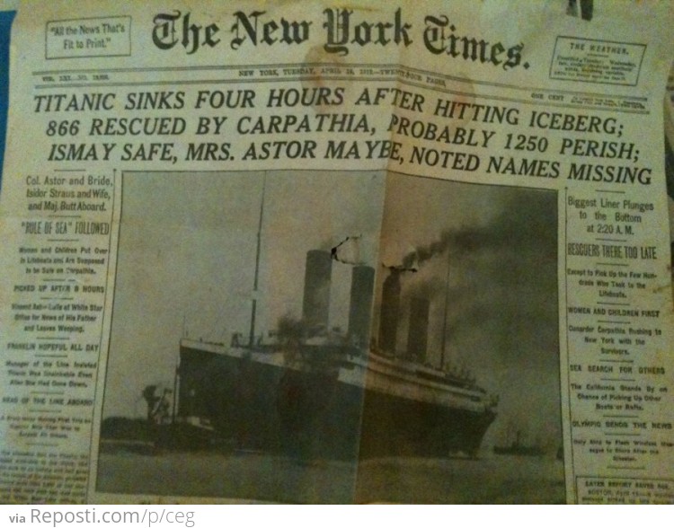 New York Times Headline - Titanic Sinks