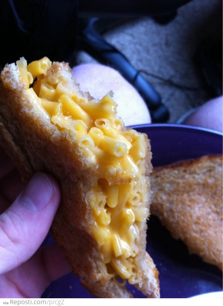 Macaroni and Grilled Cheese sandwich