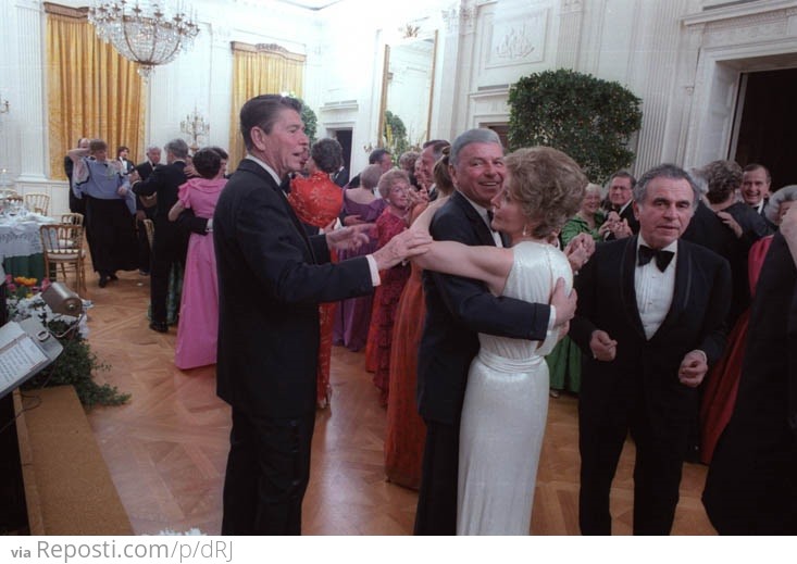 Frank Sinatra dancing with Nancy Reagan