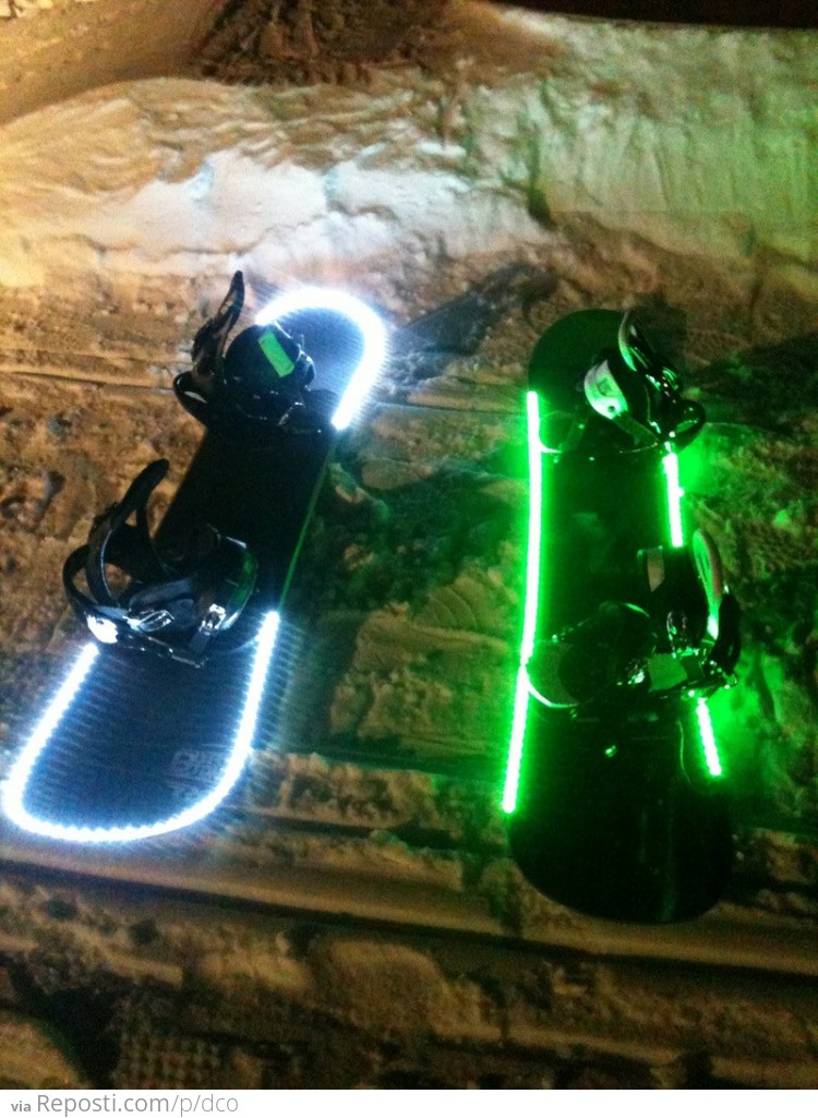 Snowboards With LEDs