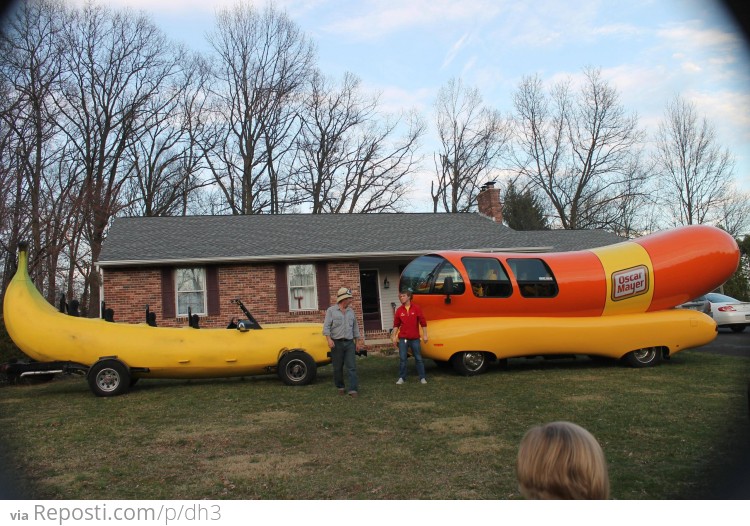 Banana Mobile vs Weiner Mobile