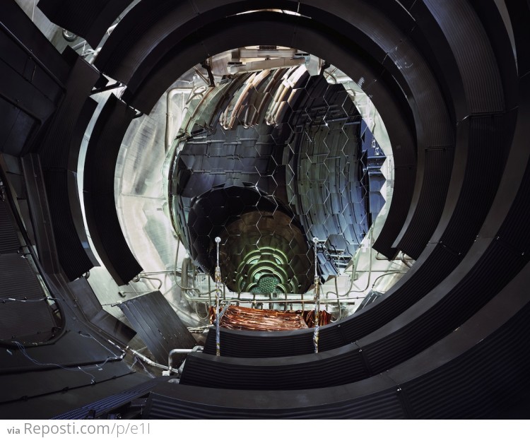 Interior of the Large Space Simulator Vaccum Chamber, ESTEC/ESA, Noordwijk, Netherlands