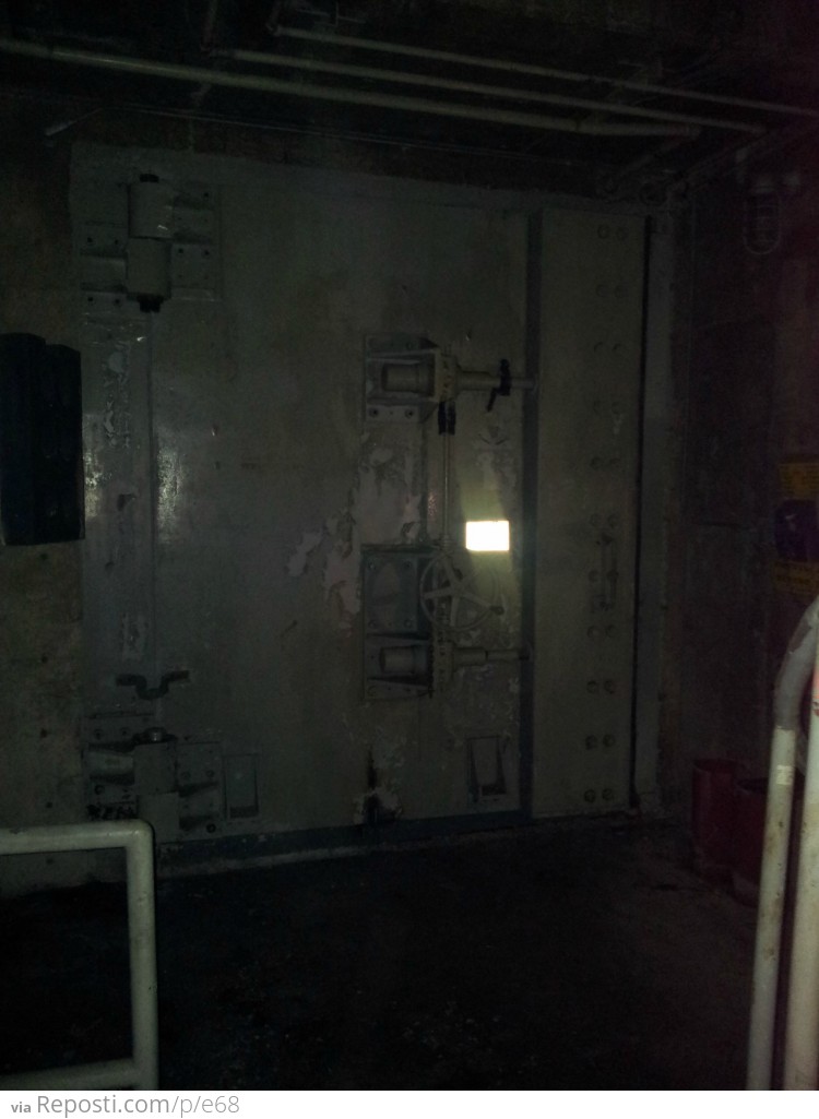 ###Door
At the bottom we found one hell of a door.