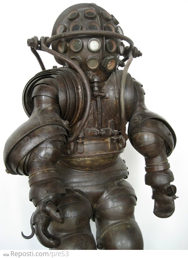 Carmagnolle Diving Suit