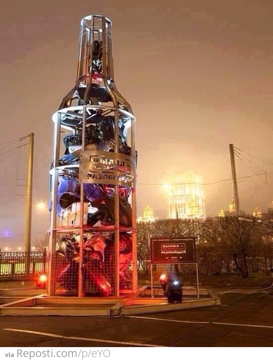 Monument against drunk driving in Moscow