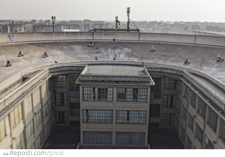 Vespa racing on the FIAT factory rooftop