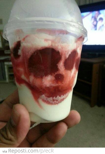 Sundae, bloody Sundae