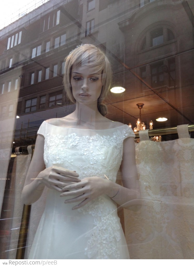 Cheer up, mannequin