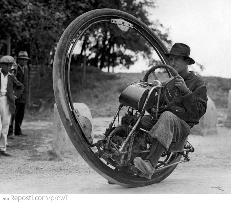 Single-Wheeled Motorcycle