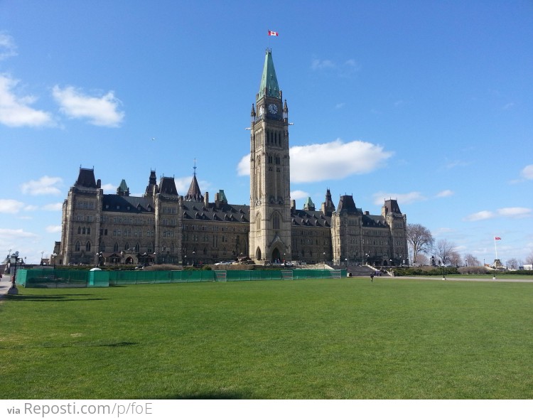 ###Behold! This is the Parliament of Canada. A glorious sight to be bestowed upon man

