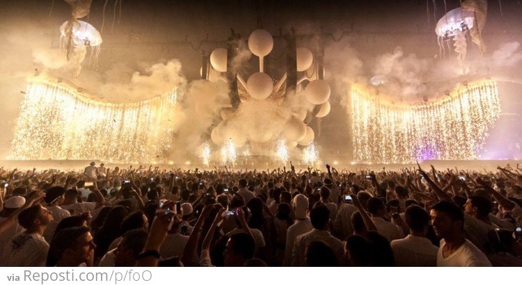 ###Sensation Ocean Of White (Location Unknown)
