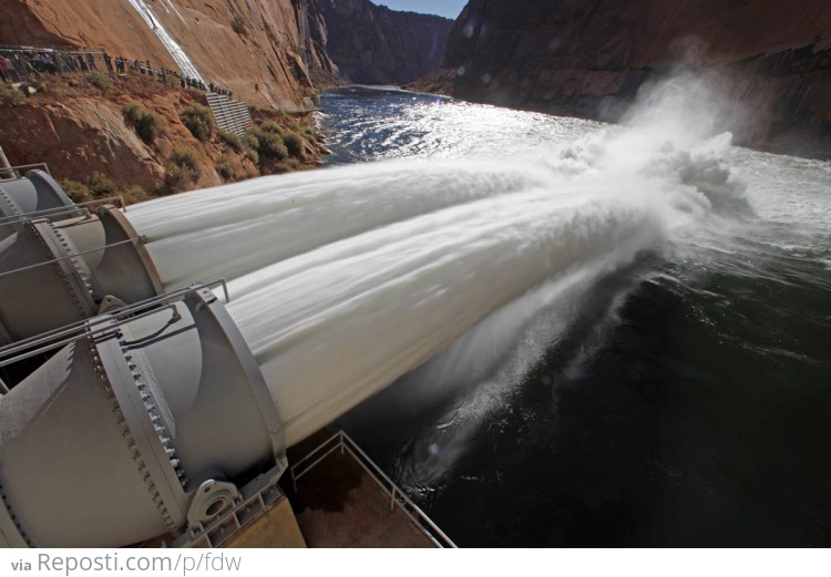 Glen Canyon Dam