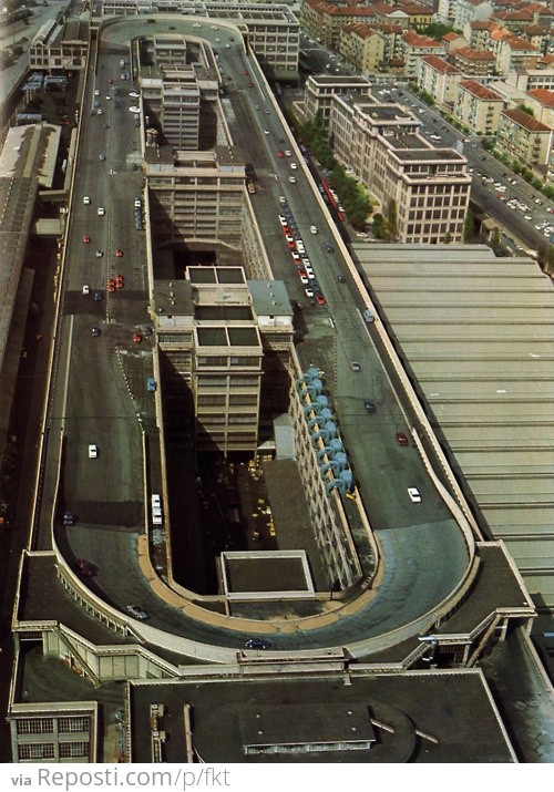 Race track on the roof at the Fiat factory