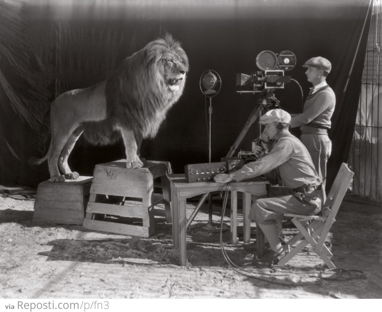 Filming of the MGM screen credits - The beginning of the Hollywood era, 1928