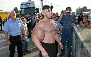 Freaky Biceps