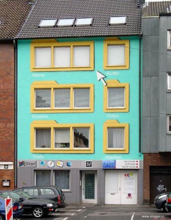 Windows 95 Building