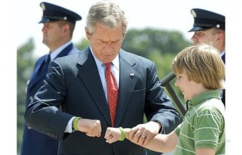 Bush Terrorist Fist Bump