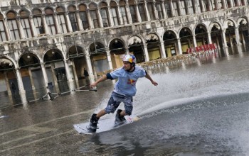 Street Surfing