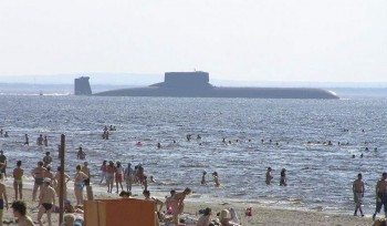 Beach Submarine