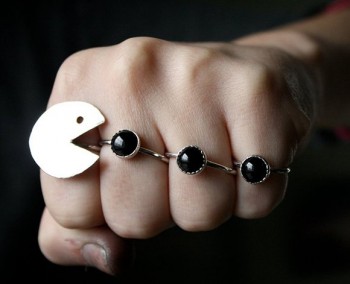 Pac-Man Nom Ring