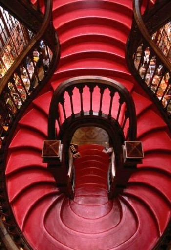 Amazing Staircase