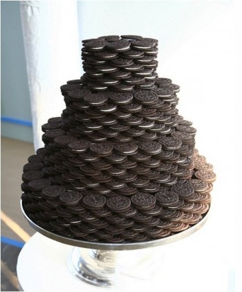 Oreo Wedding Cake