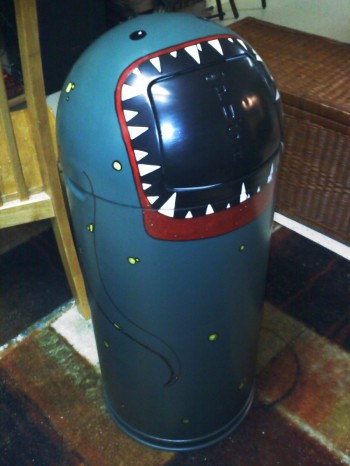 Om Nom Nom Garbage Can