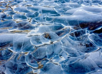 Frozen Waves
