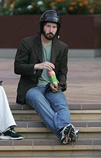Helmet Keanu