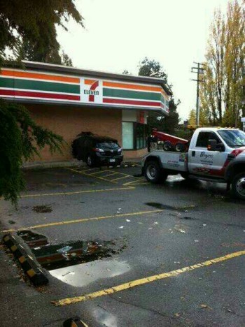 7/11 Drive Through