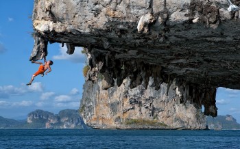 Deep Water Solo From Halong Bay