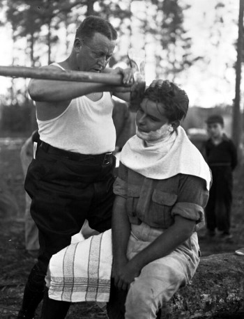 Shaving in the 1940s