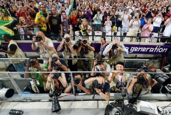 Usain Bolt borrowed a camera and took a picture of the crowd