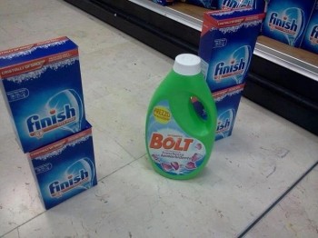 Sensational photo of Bolt near finish