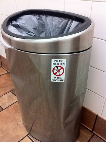 Trashcan in Loudon Tennessee