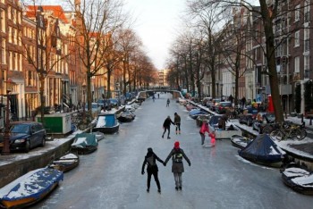 Amsterdam during a cold spell