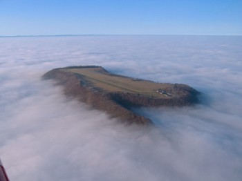 Cleared to land, runway 28