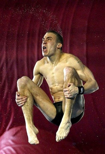 Diving Faces