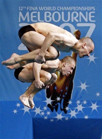 Diving Faces