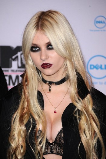 Cindy Lou Who All Grown Up